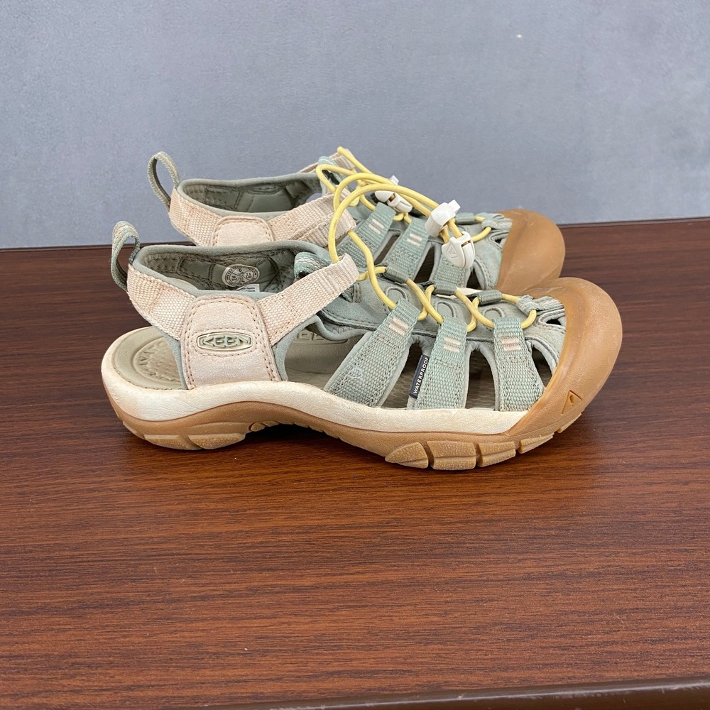 KEEN Newport H2 Waterproof Hiking Sandals Sage Green Tan Yellow Womens 6 1032111